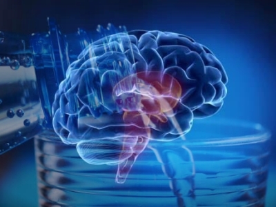 HOW MUCH WATER WE SHOULD DRINK FOR BETTER BRAIN: SUNDAY MIRROR